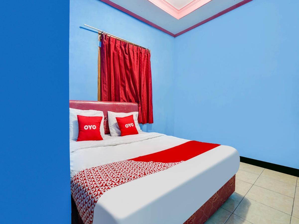 Oyo Homes 90915 Eco Tourism Desa Cihanjuang Rahayu Ciwangun Indah Camp Villas Bongkar Eksteriør billede